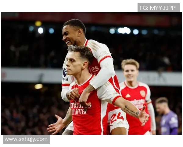 友谊赛精彩对决拜仁逆转阿森纳全场沸腾战术解析与精彩瞬间回顾