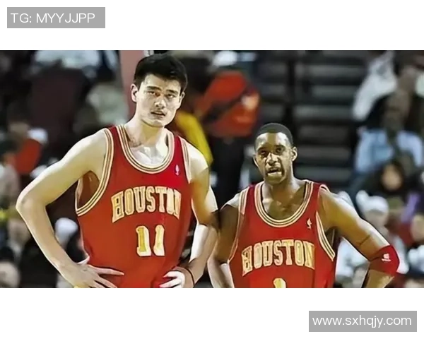阿泰斯特与姚明激战回顾两位巨星在NBA赛场上的巅峰对决