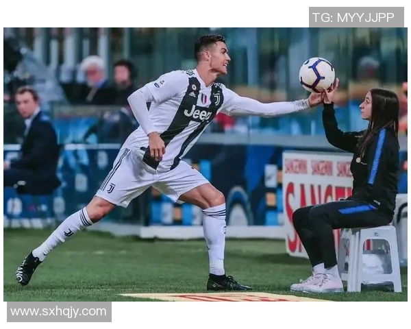 欧冠激战：那不勒斯绝杀尤文图斯全场沸腾转会传闻再起