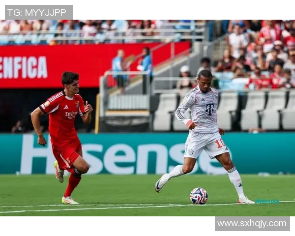 德甲赛场惊现冷门曼联以一球小胜本菲卡引发全场热议