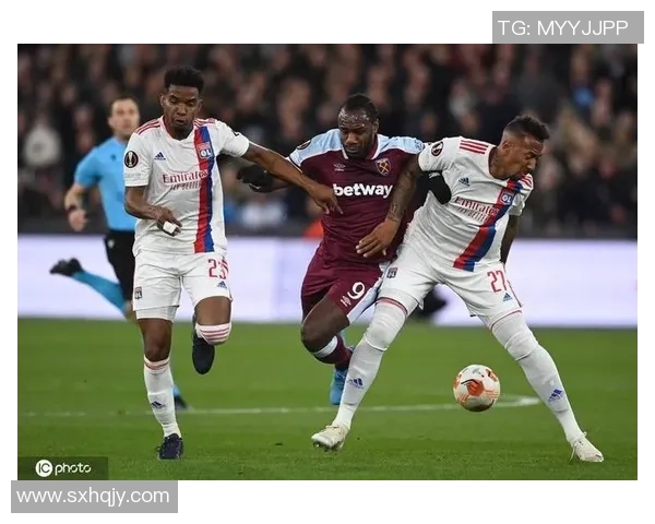 欧联杯精彩对决里昂逆转莱比锡补时绝杀引爆全场激情