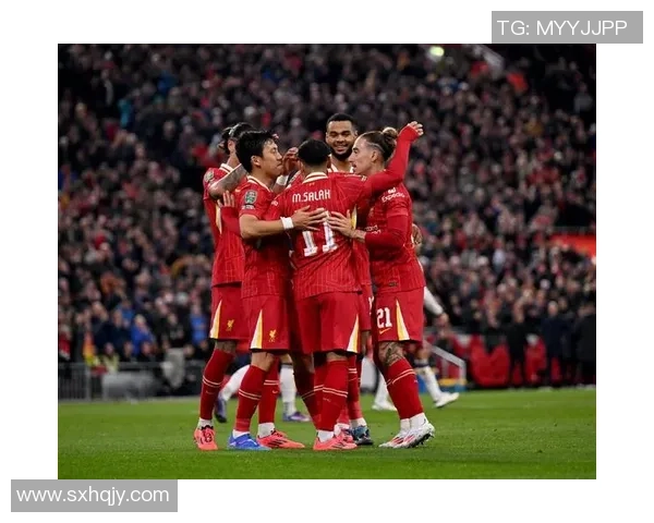 意甲激战：利物浦狂胜曼联六球大捷引发全场震动