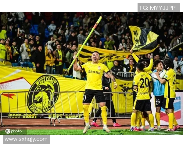 中超精彩对决那不勒斯大胜多特蒙德补时进球点燃全场激情