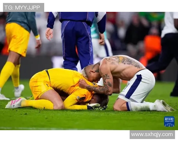 中超热刺逆袭曼联全场沸腾瞬间回顾与战报分析