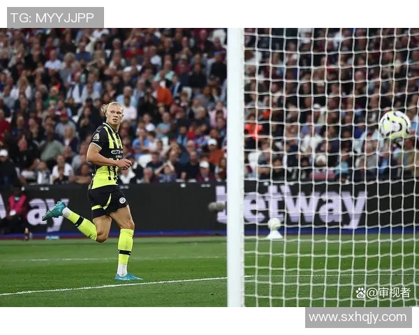 英超精彩对决拜仁大胜尤文图斯乌龙球瞬间引发全场狂欢战术分析