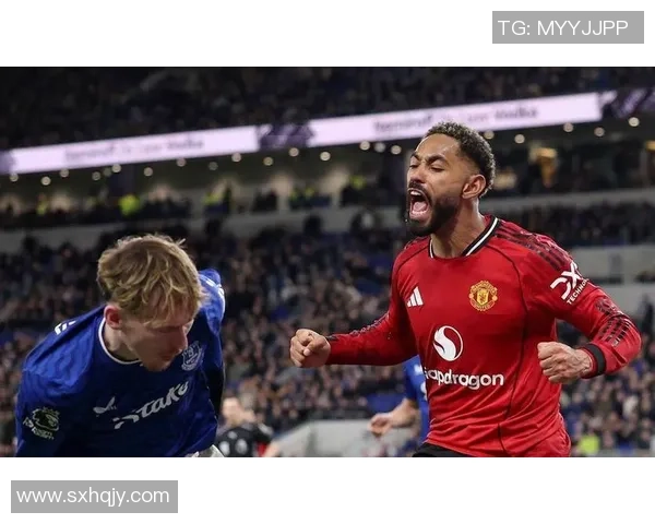 英超焦点战那不勒斯与曼联激战成平局补时进球引发全场狂欢