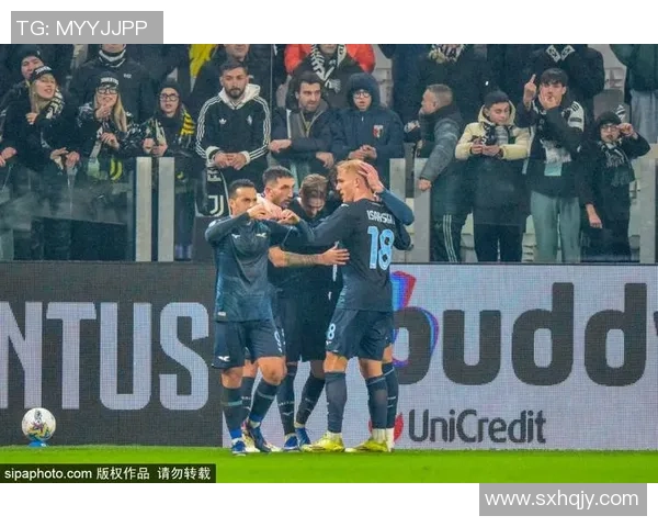 那不勒斯大胜巴黎圣日耳曼红牌事件引发全场热议与争议 那不勒斯大胜巴黎圣日耳曼红牌事件引发全场热议与争议