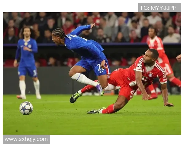 欧冠激战：拜仁逆转切尔西红牌争议引发全场热议与数据解析